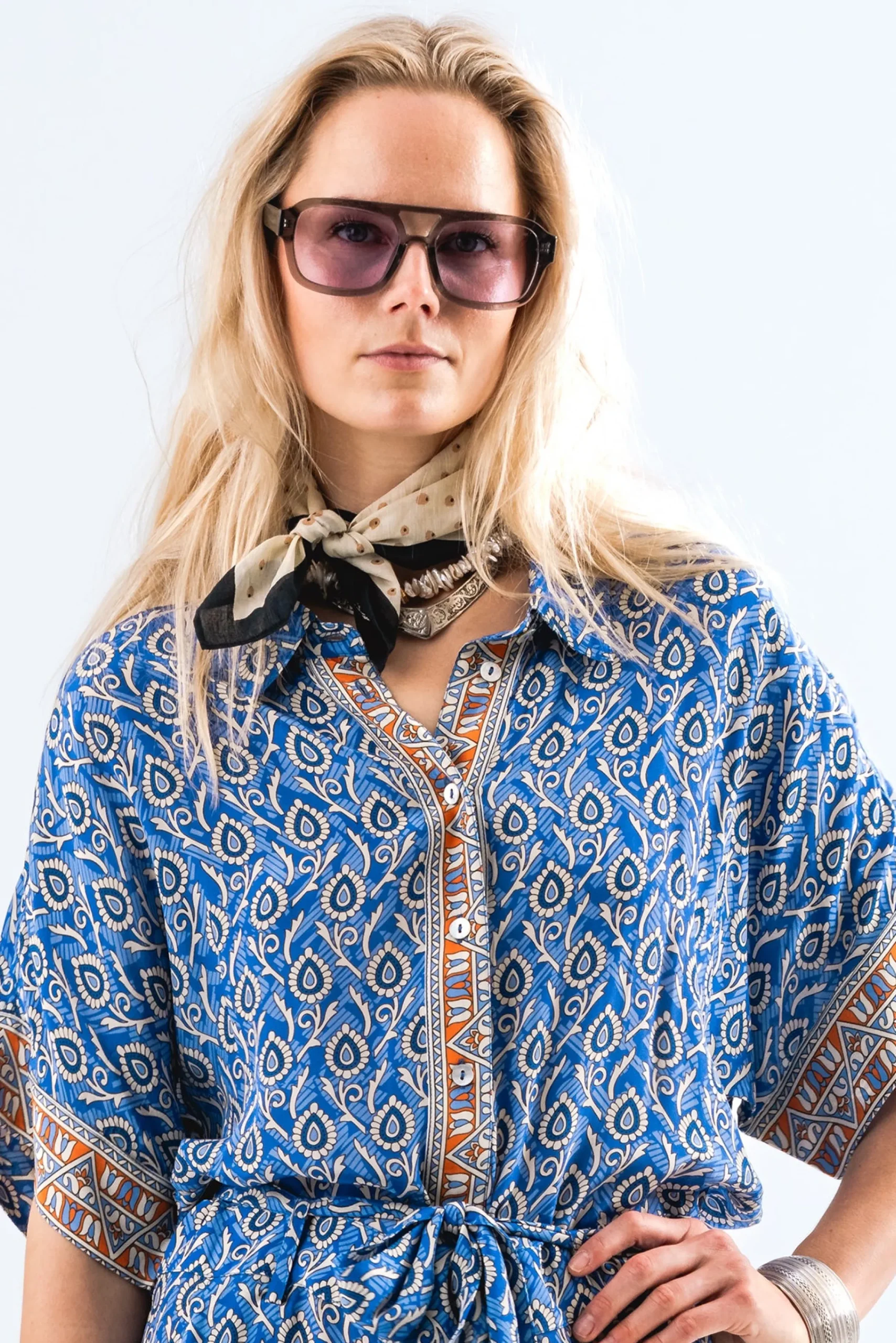 DotLL Scarf