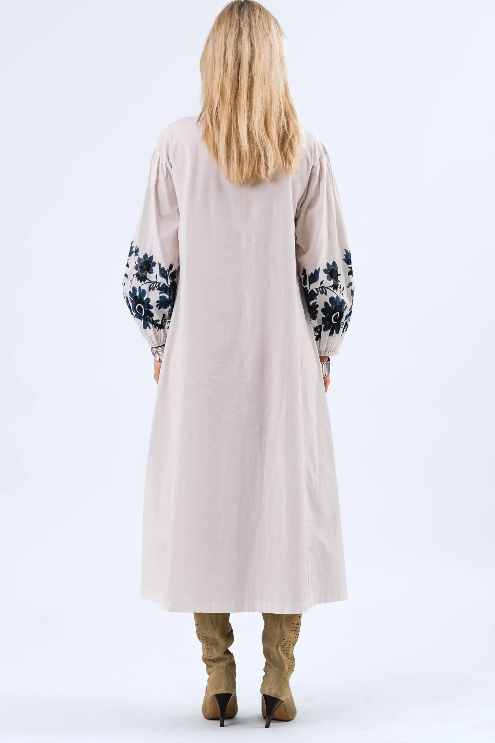 SiloLL Maxi Dress 3/4